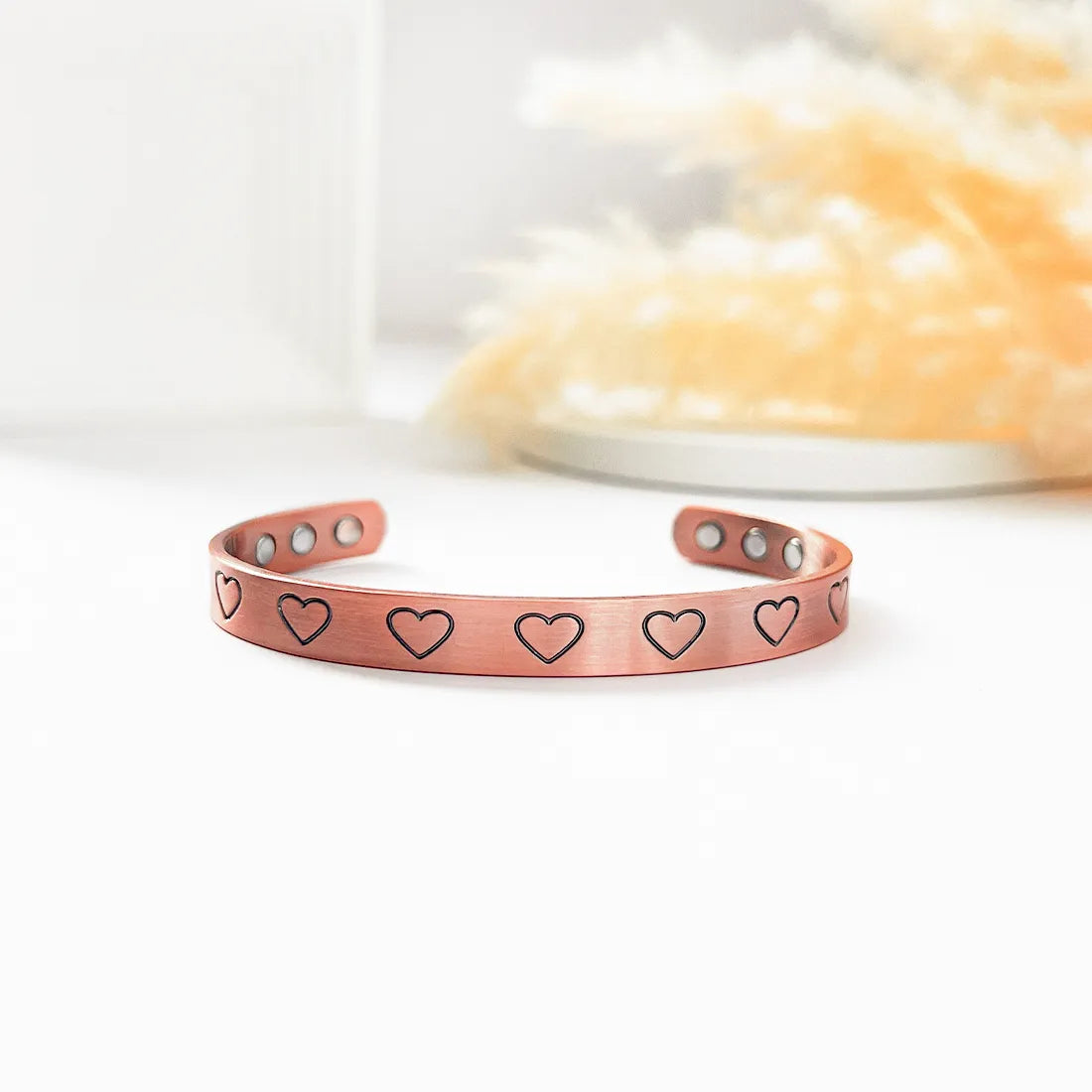 Radiant Hearts Koppararmband med magneter