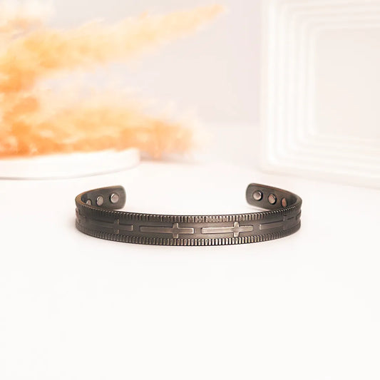 Radiant Vibe copper bracelet with magnets